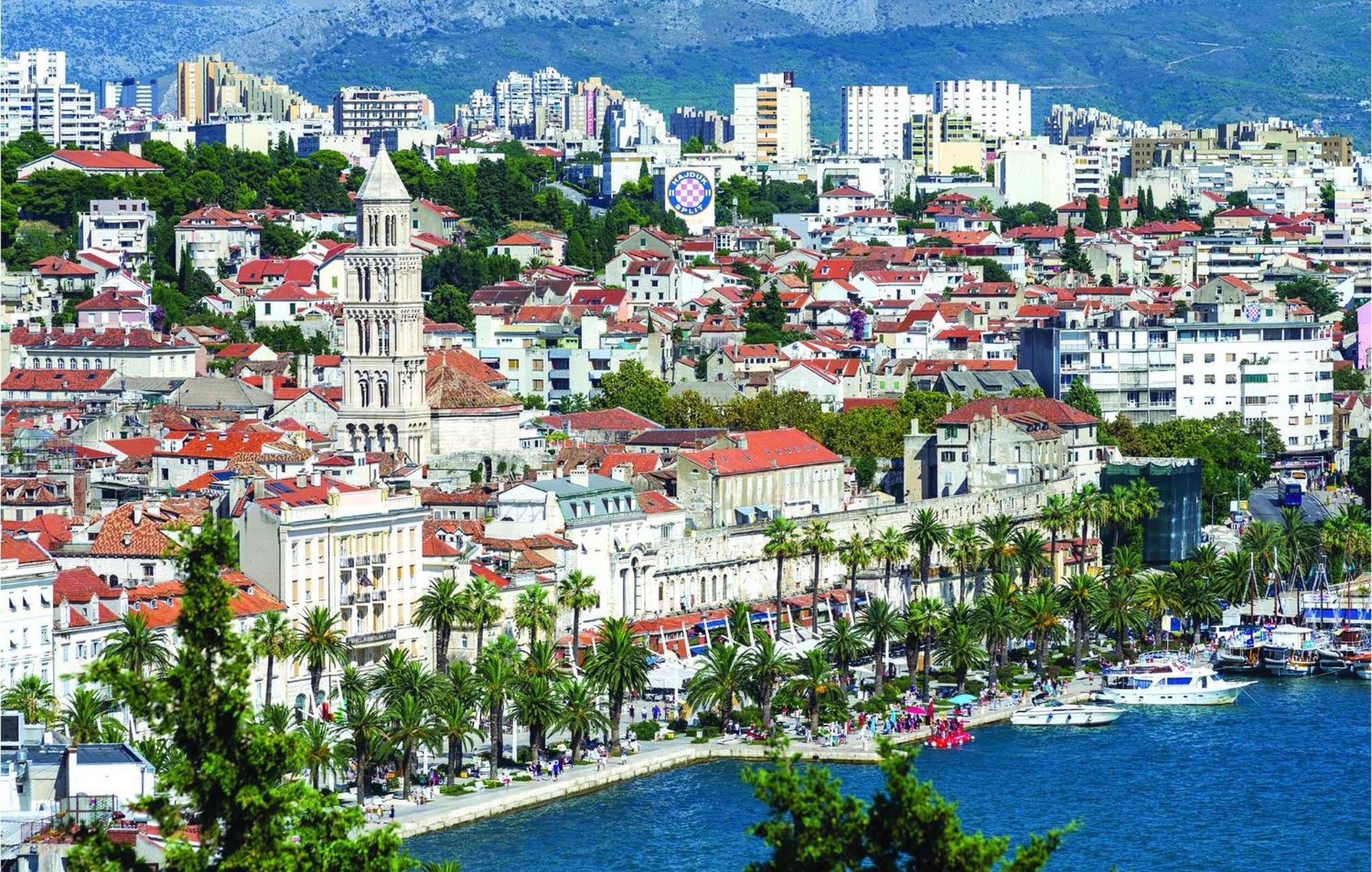 Amazing Apartment In Split With Kitchen 외부 사진